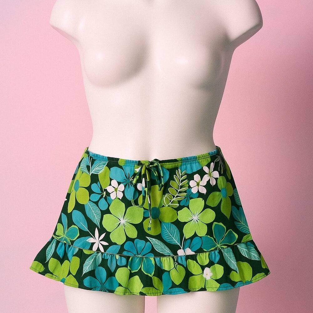 Vintage Old Navy Green Leaf Print Mini Skirt Ruffle Bottom Size 6 y2k 90s vibes